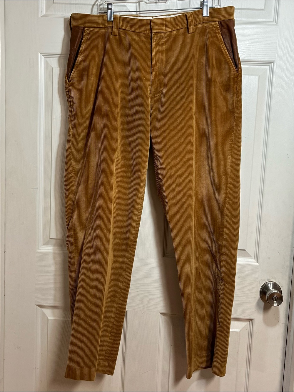 Orvis Men's Brown Corduroy Pants